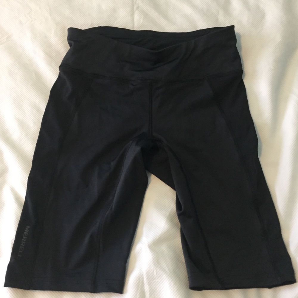 Merrell comp shorts black medium with DRY